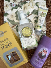 Load image into Gallery viewer, Delicate Delights