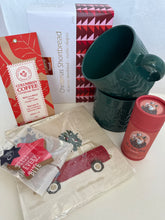 Load image into Gallery viewer, Christmas Cuppa