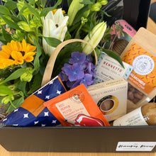 Load image into Gallery viewer, Sweet Surprise
