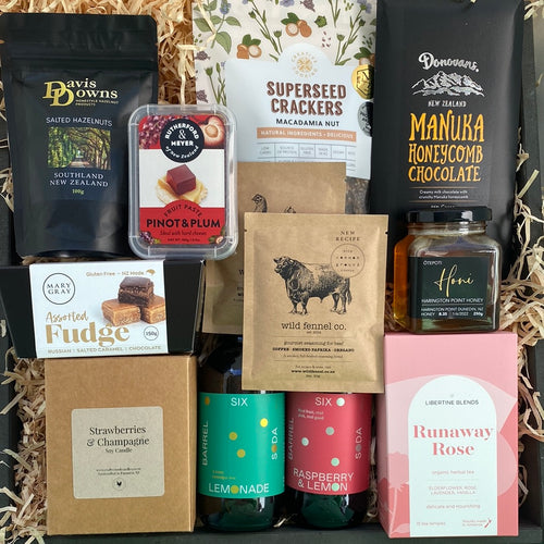 Food and candle gift hamper