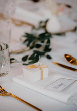 Load image into Gallery viewer, Wedding Table Favours - Box
