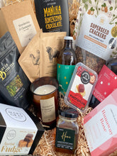 Load image into Gallery viewer, Gourmet gift hamper
